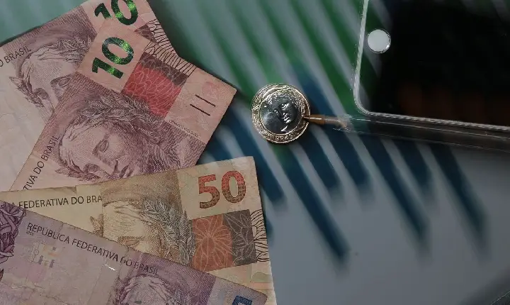 Ata do Copom atribui corte da Selic à desaceleração da economia 