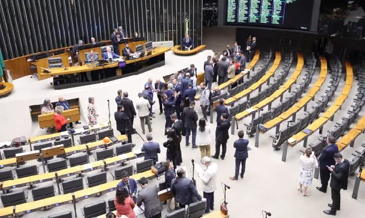 Câmara pode votar na próxima semana projetos ligados à saúde