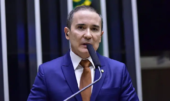 Comissão aprova crédito para incentivar contratação de pessoa com deficiência