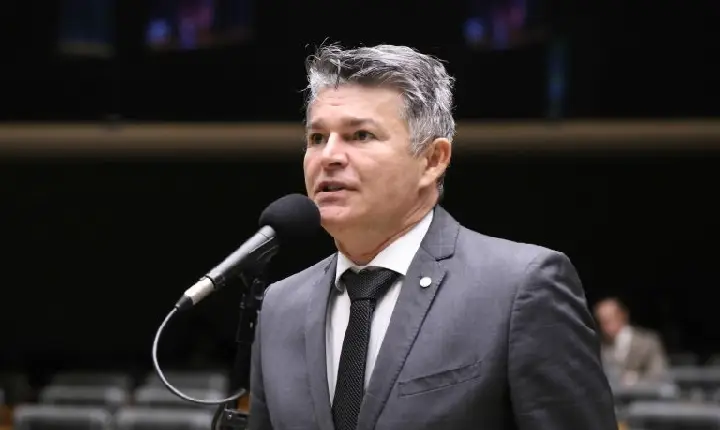 Comissão aprova projeto que proíbe invasor de terra de ter acesso a políticas de crédito rural