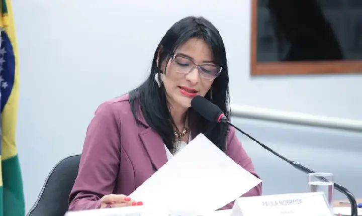 Comissão aprova reconhecimento do benzimento como prática de cultura popular e saúde