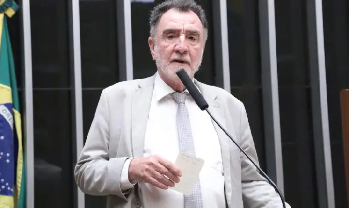Comissão de Constituição e Justiça aprova visitação de criança e adolescente órfãos a idoso em asilo