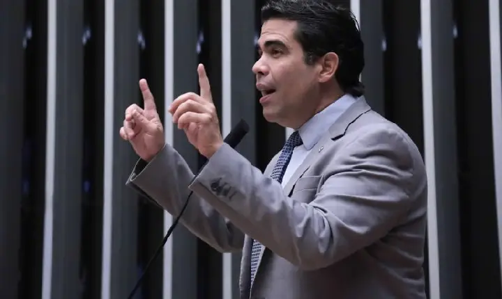 Comissão dispensa renovação periódica da credencial de estacionamento de pessoa com deficiência permanente