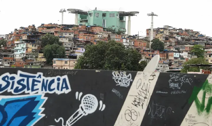 Educação é prioridade para moradores de favelas do Rio nas eleições 