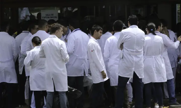 Enare: inscrição para residência médica com pré-requisito segue até 4ª