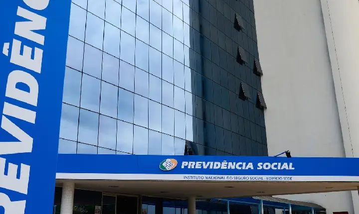 Fila do INSS cai 16% em dois meses após análise de 500 mil processos