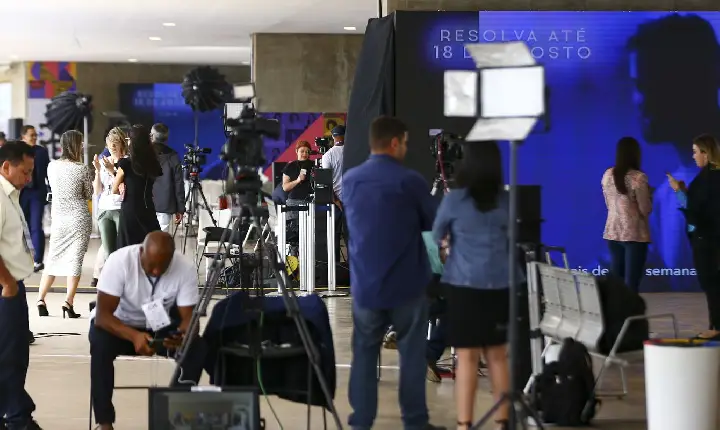 Fórum pede compromisso de candidatos com comunicação democrática