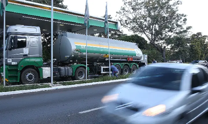 Mais de 80% dos estados aderem a subsídio a diesel importado