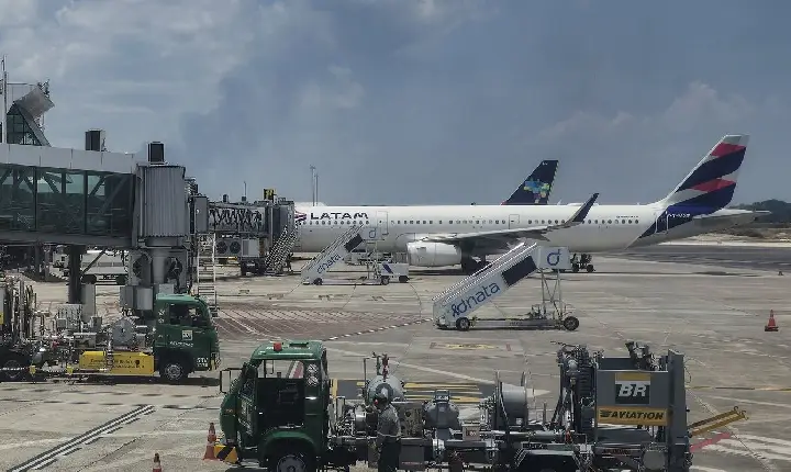 Petrobras reajusta preço médio do querosene de aviação em 11,76%