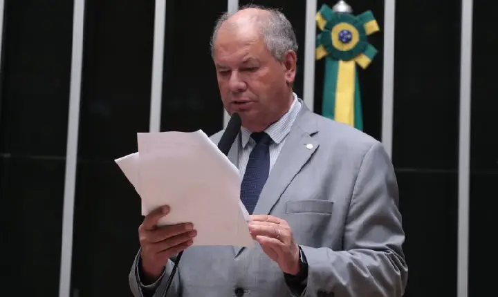 Plenário rejeita recurso do PT e aprova mudança no Código Florestal