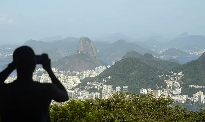 PM do Rio reforça policiamento para o feriado de segunda-feira
