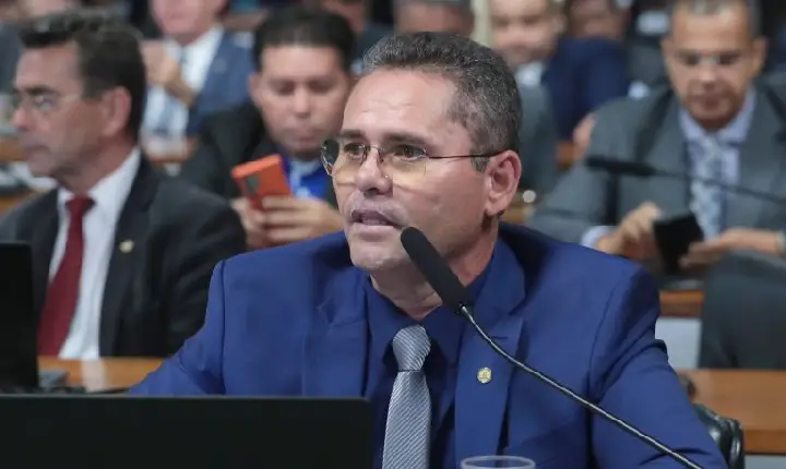 Projeto determina correção do saldo no FGTS pela variação da inflação