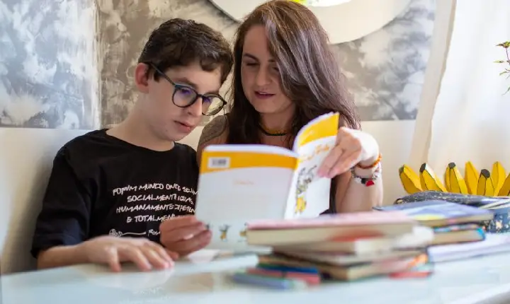 Projeto permite dedução integral do Imposto de Renda de gastos com educação de autistas