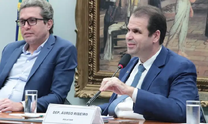 Relator propõe mudanças no Código de Trânsito; texto será votado em julho por comissão da Câmara