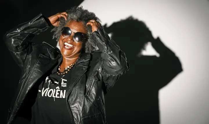 Sandra de Sá e Black Machine se apresentam em Belo Horizonte neste sábado