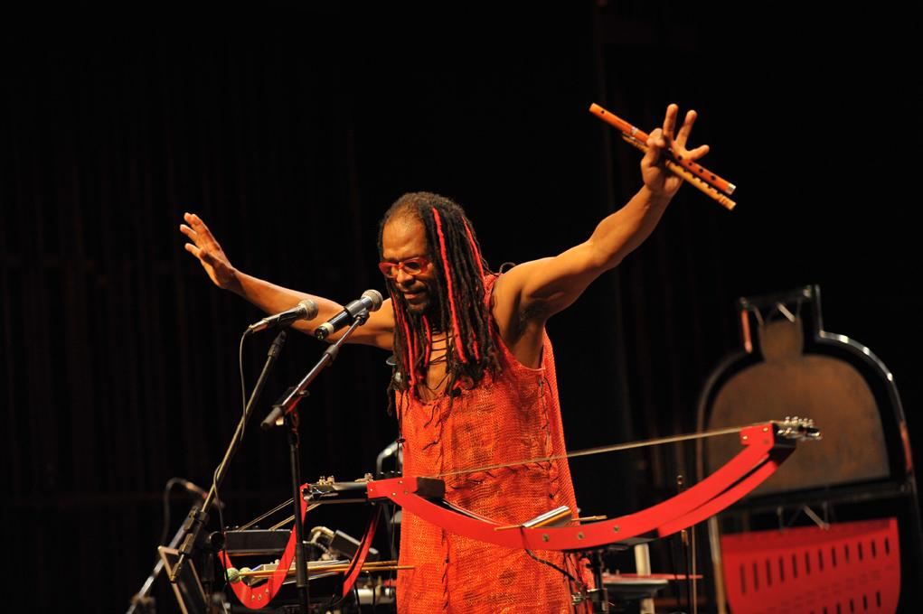 Babilak Bah ministra oficina gratuita que resgata a cultura afro-brasileira em BH