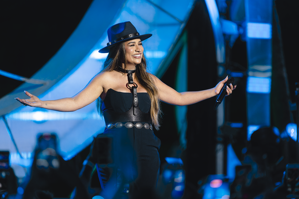 Luan Santana, Simone Mendes e outros nomes agitam o Festival Universo Alegria em BH