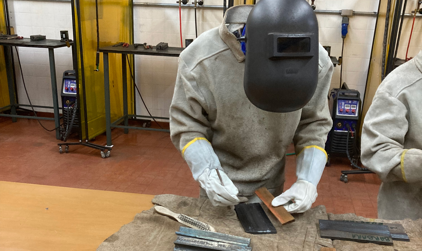 Curso gratuito de Design com Metais vai capacitar 60 alunos em Ipatinga