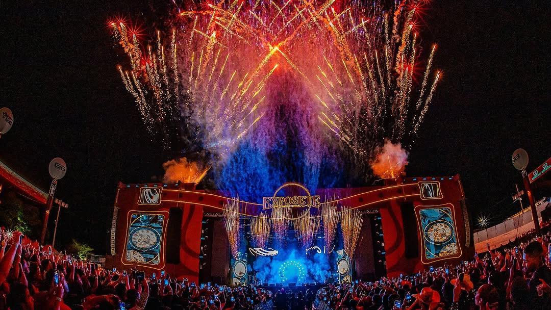 Após sete anos, Exposete tem retorno triunfal marcado por recordes e grandes emoções