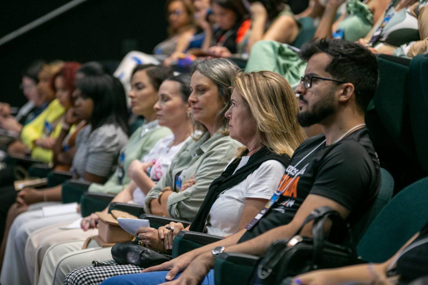 Evento no Museu Inimá de Paula debateu sobre o abuso infantil e mobilizou a sociedade em BH
