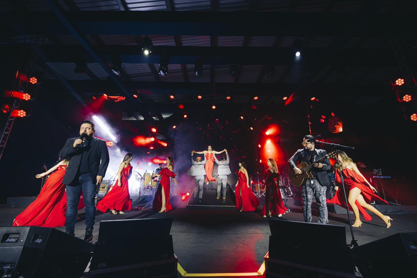 'Inevitável - A Festa' agita o Expominas na próxima semana com Bruno & Marrone, Enzo Rabelo e Dino Fonseca