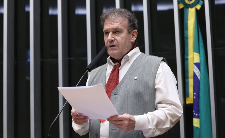 Câmara aprova projeto que reconhece município que se destacar em ações para pessoa idosa
